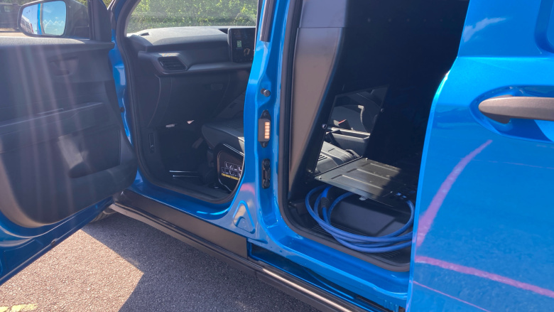 Ford Transit Courier E-Transit Courier 100kW 43kWh Trend Van Auto